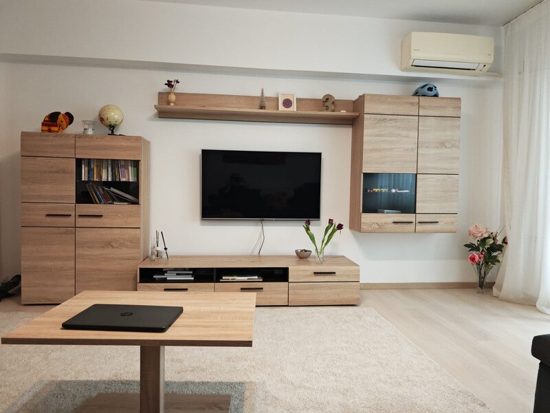 Herastrau, Elena Vacarescu  3 camere